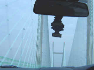 cardiff2.jpg (26474 bytes)