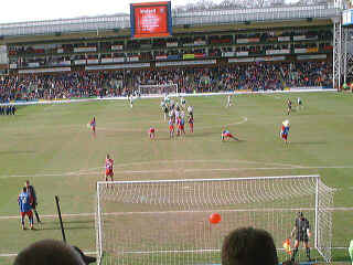 eagles-walsall1.jpg (91014 bytes)