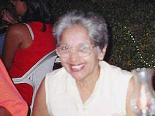 Nevis.jpg (48760 bytes)