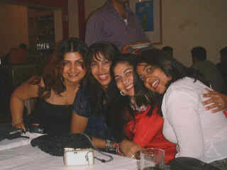 Re-Union-04.jpg (40816 bytes)