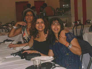 Re-Union-11.jpg (53084 bytes)