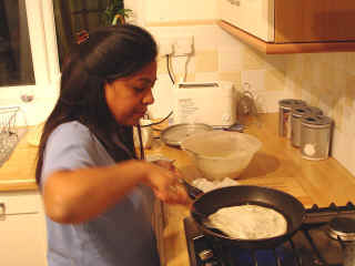 cooking-04.jpg (45441 bytes)