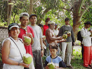 dakGoa-10.jpg (114537 bytes)