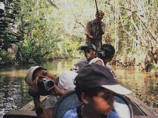 dakGoa-26.jpg (118933 bytes)