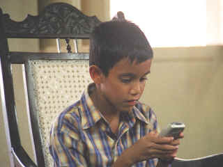 family-07.jpg (62716 bytes)