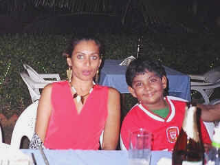 family-24.jpg (55933 bytes)