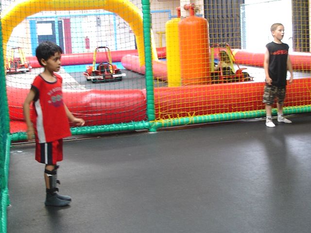 2005-06-25-03.jpg (59290 bytes)