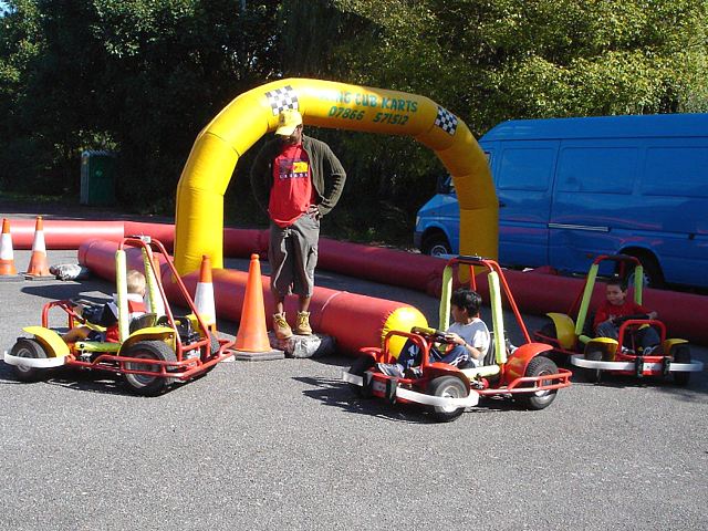 2005-09-17car-07.jpg (92535 bytes)