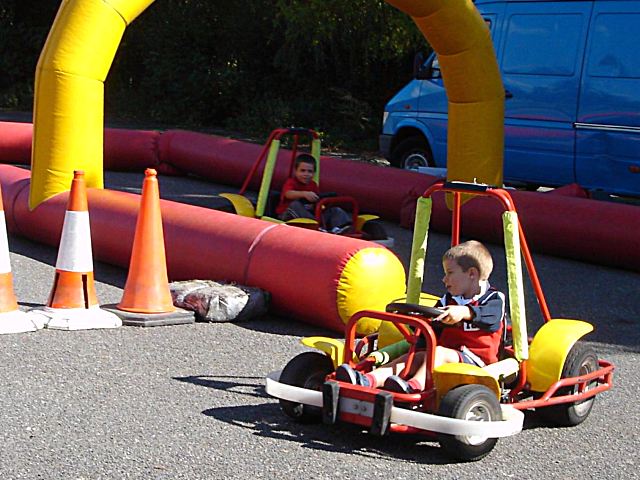 2005-09-17car-09.jpg (73438 bytes)