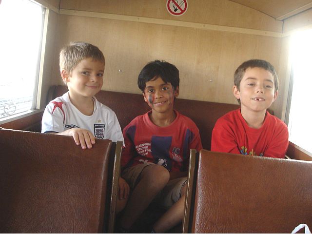 2005-10-15-10.jpg (42434 bytes)