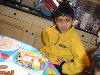 2005-11-26-03.jpg (65717 bytes)