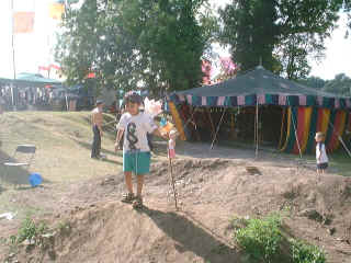 20July2003-16.jpg (90366 bytes)