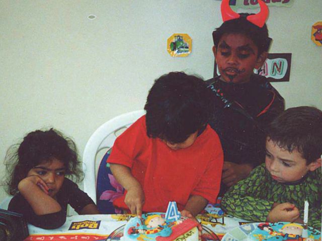 4thbirthday-04.jpg (45967 bytes)