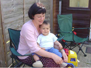 6thBirthday-09.jpg (62943 bytes)