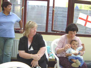 6thBirthday-24.jpg (57626 bytes)