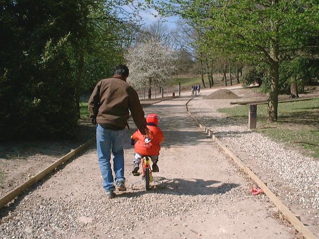 7april02-01.jpg (107864 bytes)