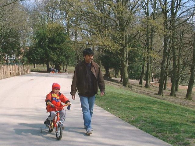 7april02-05.jpg (81882 bytes)