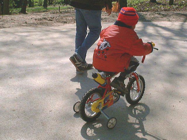 7april02-06.jpg (68677 bytes)