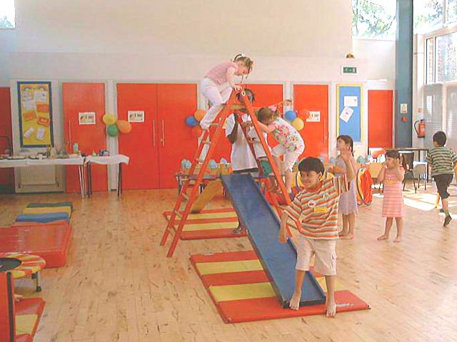 Dylan-5th-09.jpg (56803 bytes)