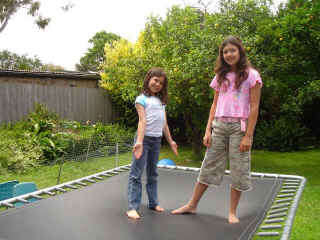 Mirani-02.jpg (74063 bytes)