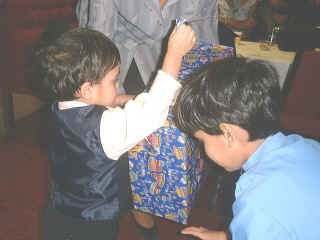 Ryan2-02.jpg (50357 bytes)