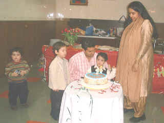 Ryan2-06.jpg (45461 bytes)