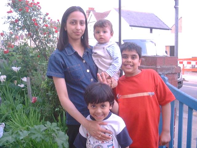 anish06.jpg (61598 bytes)