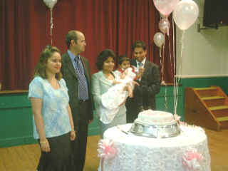 christening-06.jpg (45282 bytes)