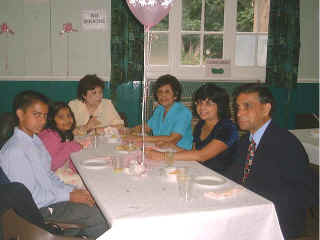 christening-08.jpg (52578 bytes)