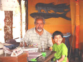 dyl-goa-27.jpg (61851 bytes)